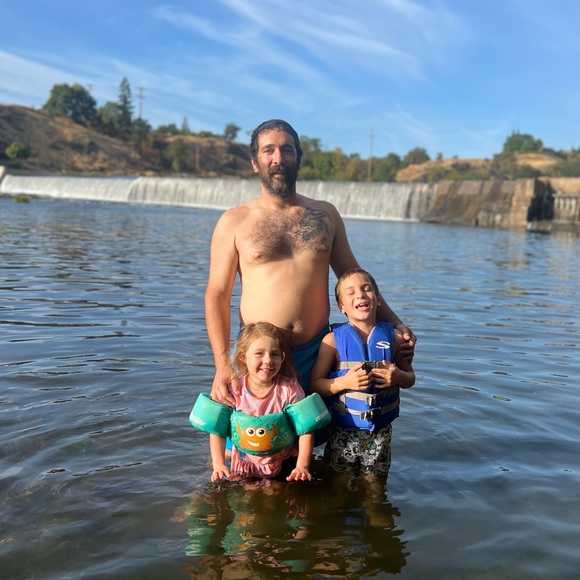 Meet your Posher, Danielle - Picture 6 of 8